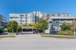 359-4099 Stolberg Street  Richmond, BC V6X 0J4