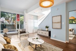 698 Citadel Parade  Vancouver, BC V6B 1W8