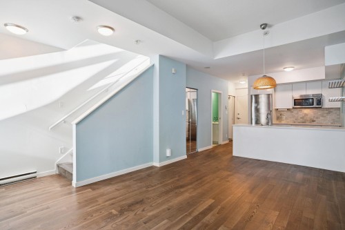 698 Citadel Parade, Vancouver, BC 