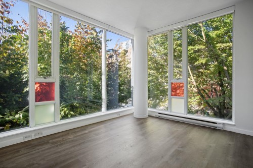 698 Citadel Parade, Vancouver, BC 