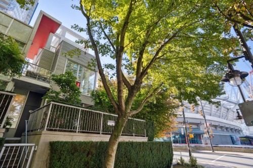 698 Citadel Parade, Vancouver, BC 
