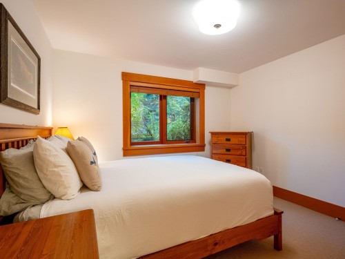 7122 Nesters Road, Whistler, BC 