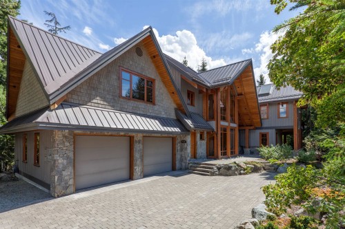 7122 Nesters Road, Whistler, BC 