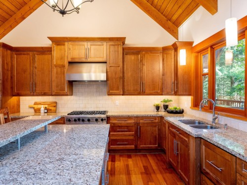 7122 Nesters Road, Whistler, BC 