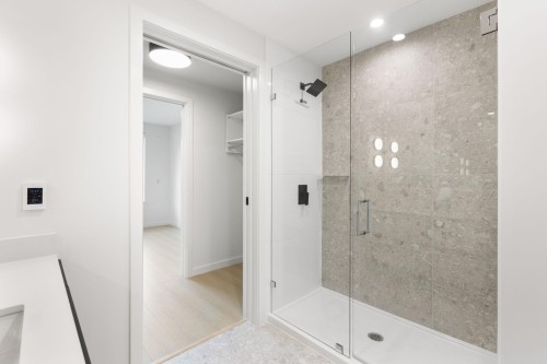 213-2015 St. Johns Street, Port Moody, BC 