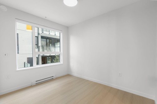 213-2015 St. Johns Street, Port Moody, BC 