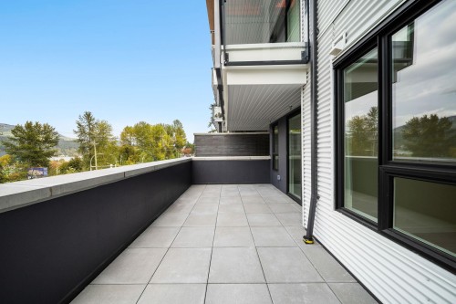 213-2015 St. Johns Street, Port Moody, BC 