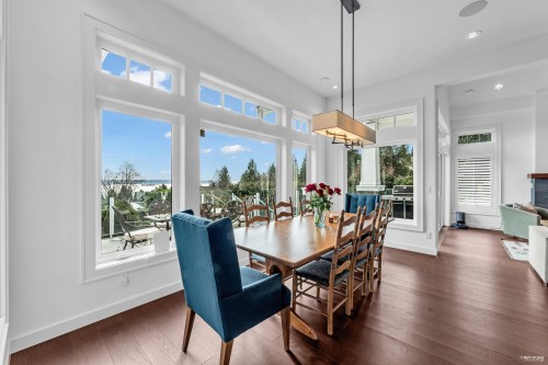 2478 Ottawa Avenue, West Vancouver, BC 