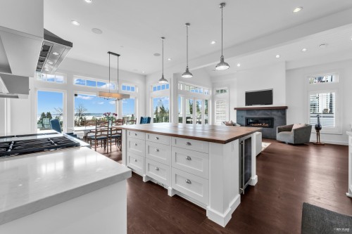 2478 Ottawa Avenue, West Vancouver, BC 