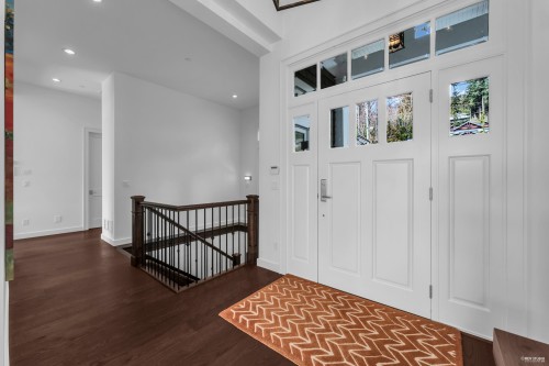 2478 Ottawa Avenue, West Vancouver, BC 