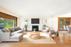 1561 Merlynn Crescent  North Vancouver, BC V7J 2X9