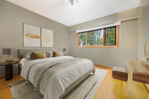 1561 Merlynn Crescent, North Vancouver, BC 