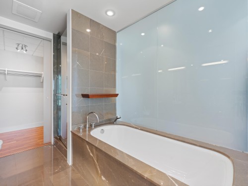 2803-1077 Cordova Street W, Vancouver, BC 