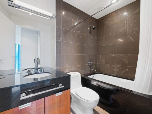 2803-1077 Cordova Street W, Vancouver, BC 