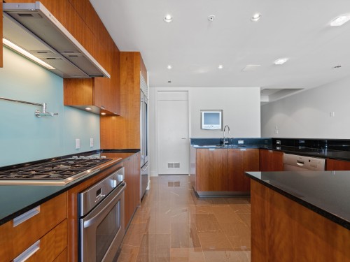 2803-1077 Cordova Street W, Vancouver, BC 