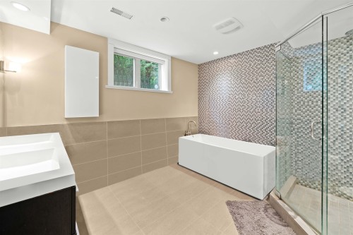 4579 Woodgreen Court, West Vancouver, BC 