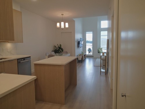 406-7799 17Th Street, Burnaby, BC 