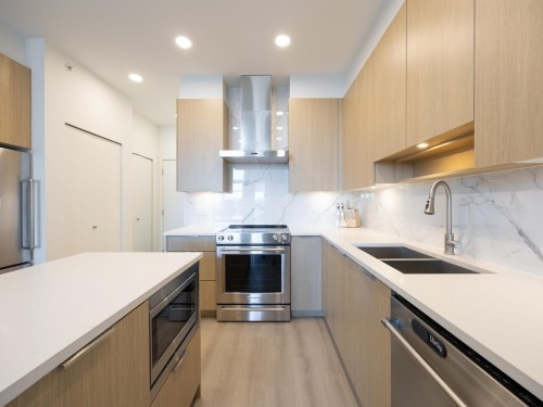 406-7799 17Th Street, Burnaby, BC 