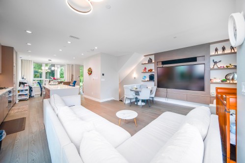 Th1-5410 Shortcut Road, Vancouver, BC 