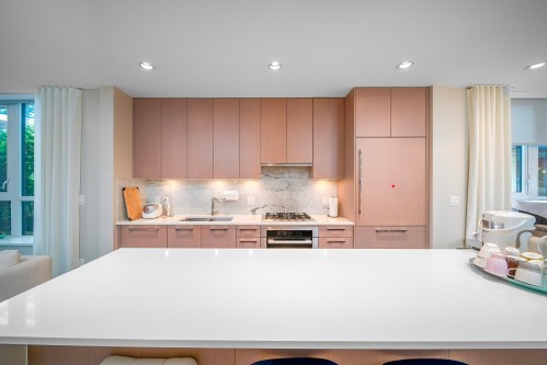 Th1-5410 Shortcut Road, Vancouver, BC 