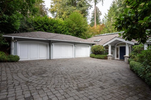 4708 Dogwood Lane, West Vancouver, BC 