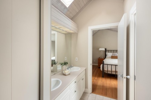 4708 Dogwood Lane, West Vancouver, BC 