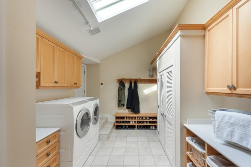 4708 Dogwood Lane, West Vancouver, BC 