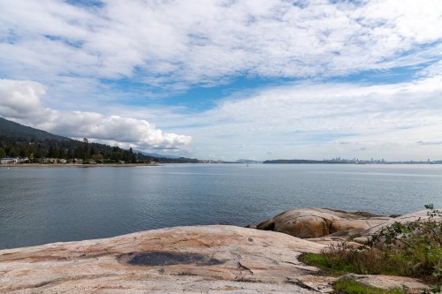 4708 Dogwood Lane, West Vancouver, BC 