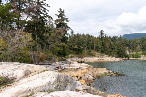 4708 Dogwood Lane, West Vancouver, BC 