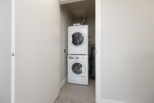 306-602 Como Lake Avenue, Coquitlam, BC 