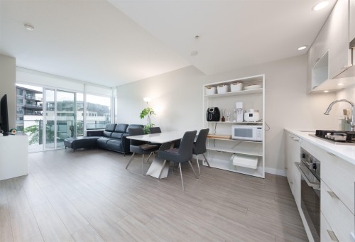 306-602 Como Lake Avenue, Coquitlam, BC 