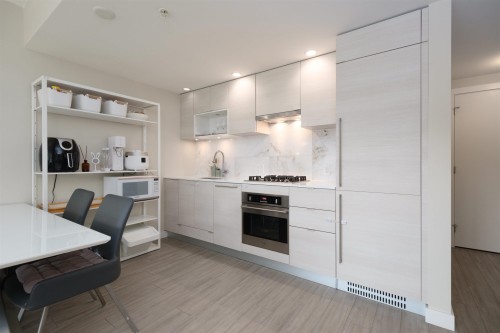 306-602 Como Lake Avenue, Coquitlam, BC 