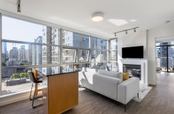 1801-989 Beatty Street  Vancouver, BC V6Z 3C2