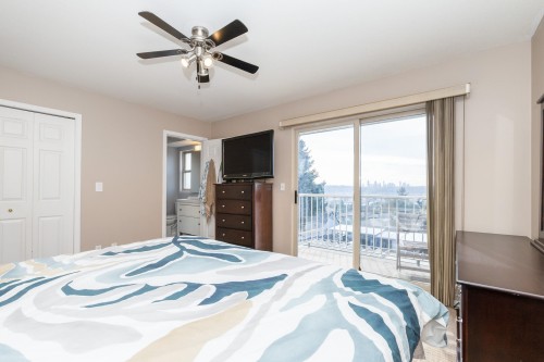 1020 Stewart Avenue, Coquitlam, BC 