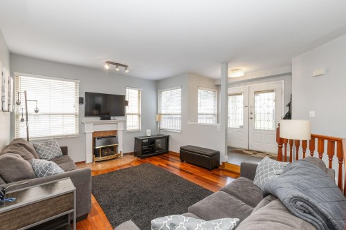 1020 Stewart Avenue, Coquitlam, BC 