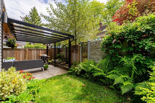 341 22Nd Avenue W, Vancouver, BC 