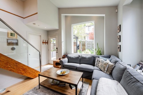 341 22Nd Avenue W, Vancouver, BC 