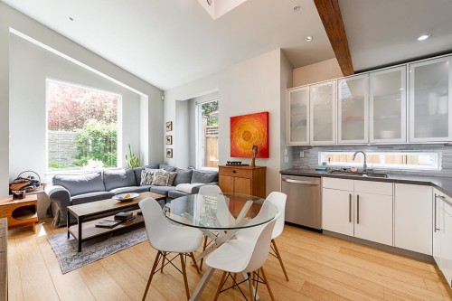 341 22Nd Avenue W, Vancouver, BC 