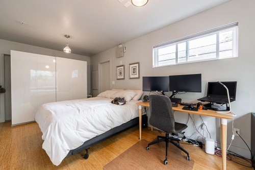 341 22Nd Avenue W, Vancouver, BC 