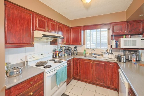 7310 Gladstone Street, Vancouver, BC 