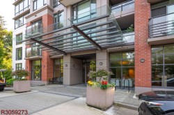1902-301 Capilano Road  Port Moody, BC V3H 0G6
