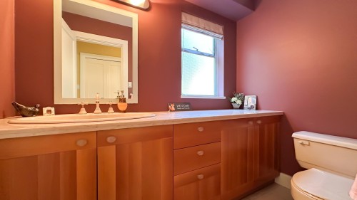 4825 Headland Close, West Vancouver, BC 