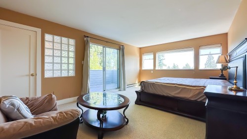 4825 Headland Close, West Vancouver, BC 