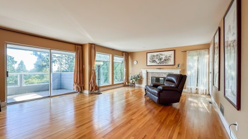 4825 Headland Close, West Vancouver, BC 