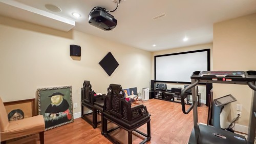 4825 Headland Close, West Vancouver, BC 