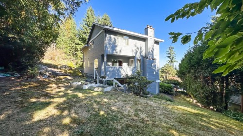 4825 Headland Close, West Vancouver, BC 