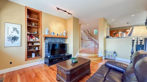 4825 Headland Close, West Vancouver, BC 