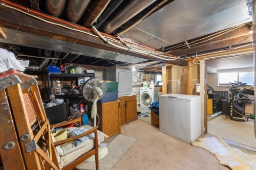 1737 5Th Avenue E, Vancouver, BC 