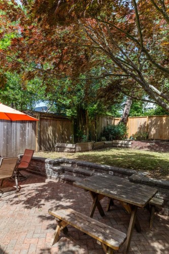 1737 5Th Avenue E, Vancouver, BC 