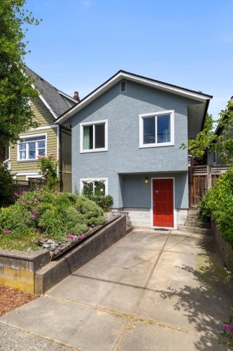 1737 5Th Avenue E, Vancouver, BC 